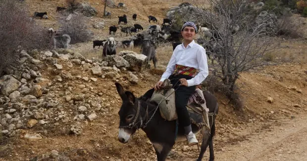 Karaman haberleri Söylediği manilerle dikkat çeken Yusuf: Ne örecen elin vilayetini sarayını 14 Aralık 2025