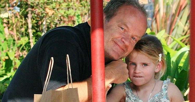 70 yaşında 8’inci çocuğunu kucağına aldı… ‘Gençliğimde babalığı pek beceremedim, bu şimdi anlıyorum’