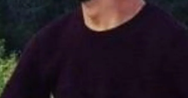 Birlikte içki içtikleri otomobilde uyuyan 3 arkadaştan 1 i öldü, 2 kişi gözaltında Manisa Haberleri