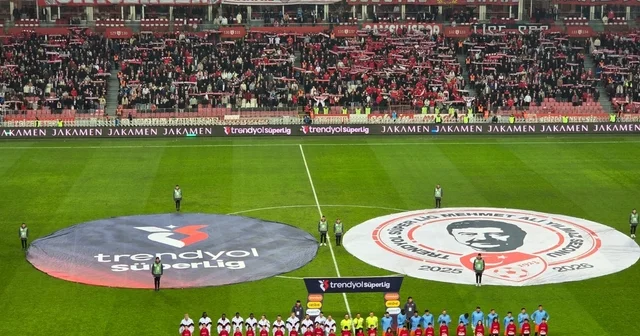 Trendyol Süper Lig: Samsunspor: 0 RAMS Başakşehir: 0 (Maç devam ediyor) Samsun Haberleri