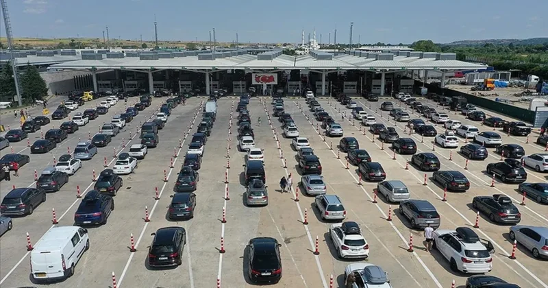 Kara sınırından geçiş yapan yolcu sayısı belli oldu