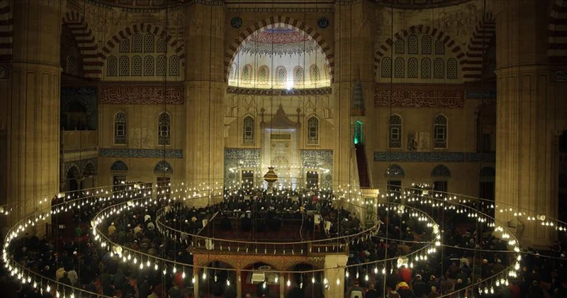 KANDİL GECESİ ZİKİRLERİ VE TESBİHLERİ: Miraç Kandili çekilecek zikirler ve tesbihler neler? Miraç Kandilinde hangi tesbihler ve zikirler çekilir?