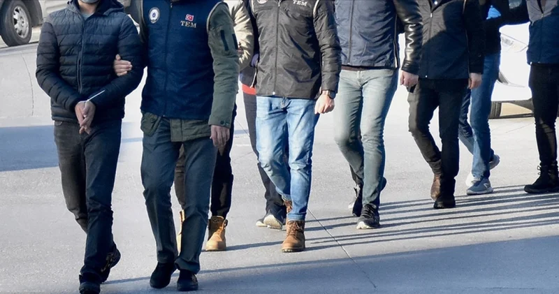 İstanbul merkezli 13 ilde FETÖ operasyonu: 14 tutuklama
