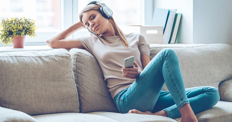 Zihnimizde dönen melodiler: Şarkılar neden hafızamıza yapışır?