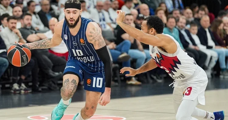 Anadolu Efes 75 89 Baskonia (Euroleague maçı özeti)