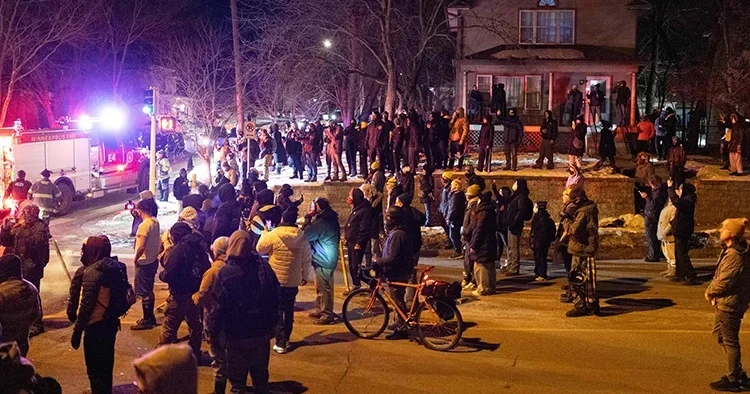 Trump ın polisi Minnesota da bir kişiyi daha vurdu: ABD de tansiyon yükseldi