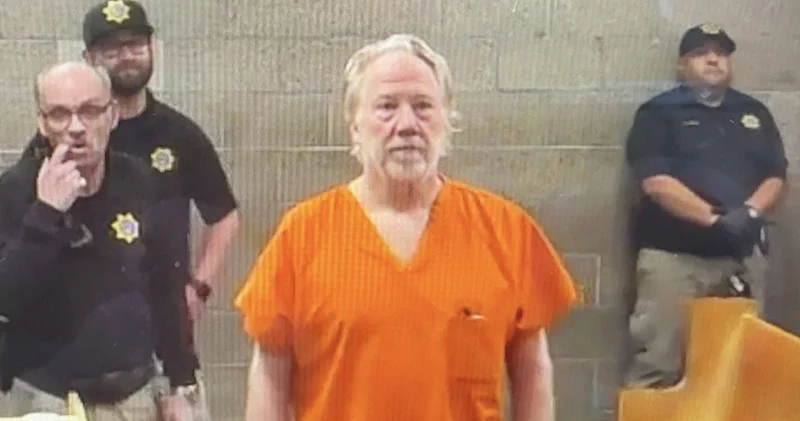 Cinsel istismarla suçlanan Timothy Busfield mahkemeye çıktı: 16 yaşındaki bir kızı taciz iddiası da dosyada magazin haberleri