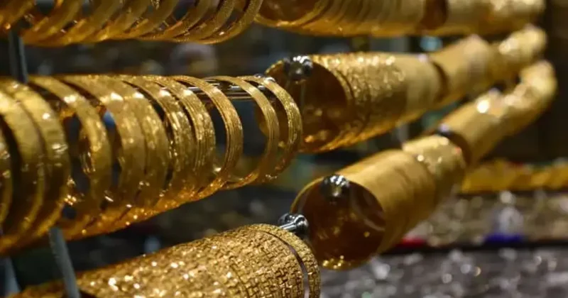 Uzmanlar gram altın için ikiye bölündü: 2026 yılı altın yılı mı olacak?