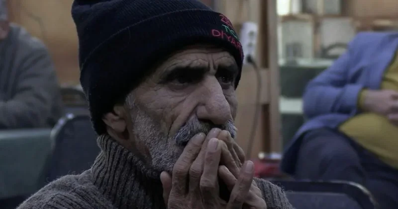 Diyarbakırlı emekliden iktidara zehir zemberek sözler: Güçleri yetse Azrail’le sözleşme yapacaklar