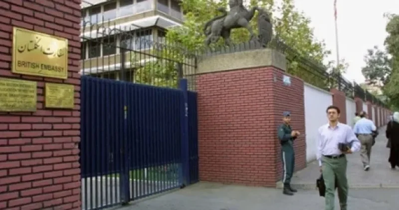 Son Dakika İngiltere İran Büyükelçiliği ni kapattı