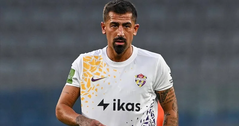 Kasımpaşa, Eyüpspor dan ayrılan Kerem Demirbay ı renklerine bağladı