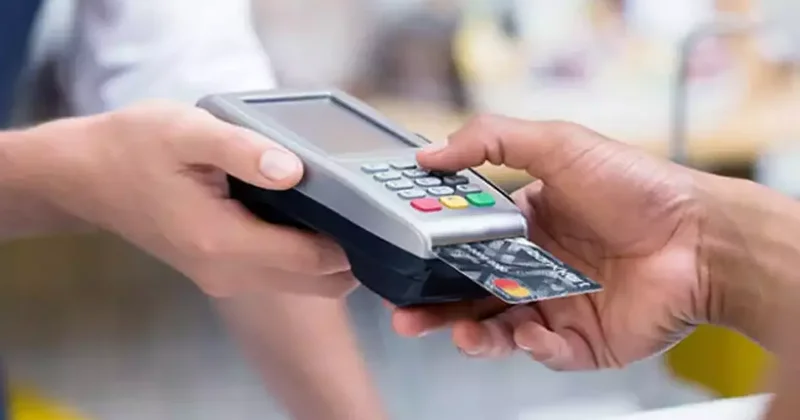 Kredi kartı ve banka kartı kullanan herkesi ilgilendiriyor: Yarından itibaren değişecek! Önleminizi alın