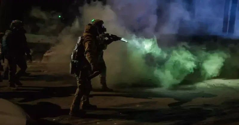 ABD de göçmen gerilimi! Minneapolis te sular durulmuyor: Sokaklar karıştı