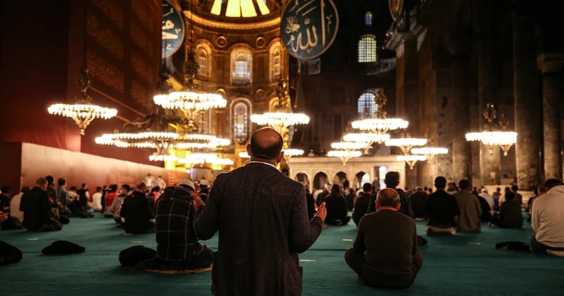 Şaban ayı ne zaman başlıyor? 2026 Diyanet dini günler takvimine göre Şaban ayı ilk günü hangi güne denk geliyor, faziletleri neler?