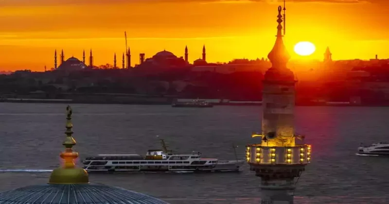 İstanbul da gün batımı: Manzara hayran bıraktı