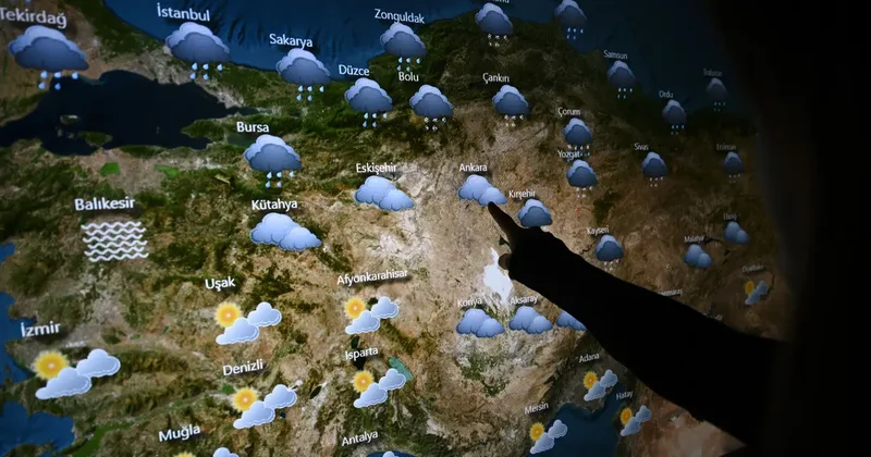 Hafta sonuna dikkat! Soğuk ve yağışlı hava etkisini sürdürecek! İstanbul da 3 gün yağış var