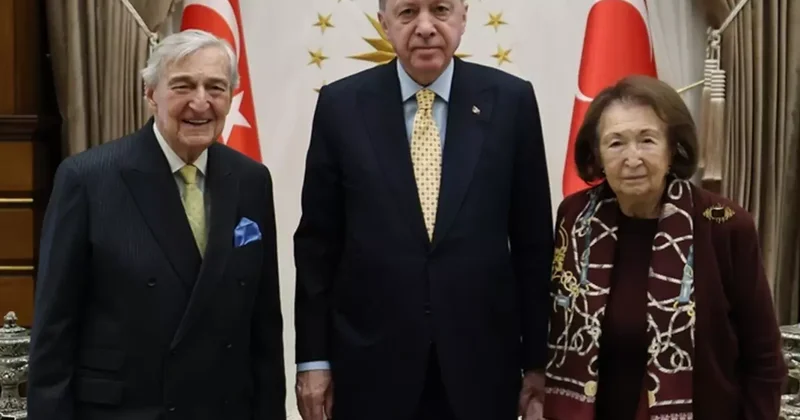 Rahmi Koç destek verdi: Türkiye doğru yolda, çok memnunum