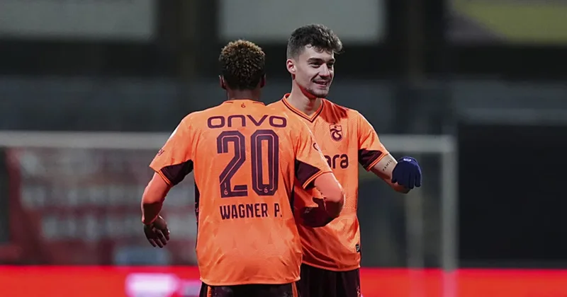 Ernest Muçi gollerine kupada da devam etti