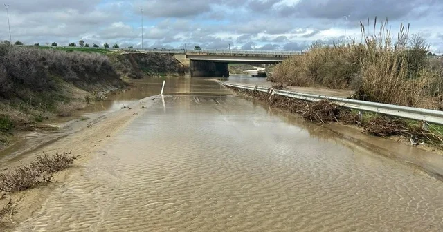 Adana nın kuzeyinde yağış rekoru Adana nın Aladağ ilçesinde metrekareye 141 kilogram yağmur düştü Adana Haberleri