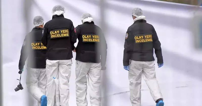 Yaşlı Adam Eşini Bıçakla Öldürdü