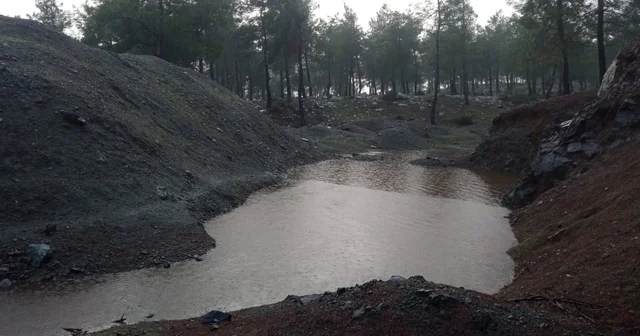 Yağışlı havayla birlikte su dolan çukura düşen 10 yaşındaki çocuk hayatını kaybetti Muhammed Ali: Beni bir çocuk çağırdı, bende gittim suya düşen çocuğu çıkardım Hatay Haberleri