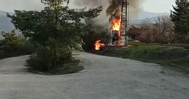 Patlayan elektrik trafosu alev aldı Karabük Haberleri