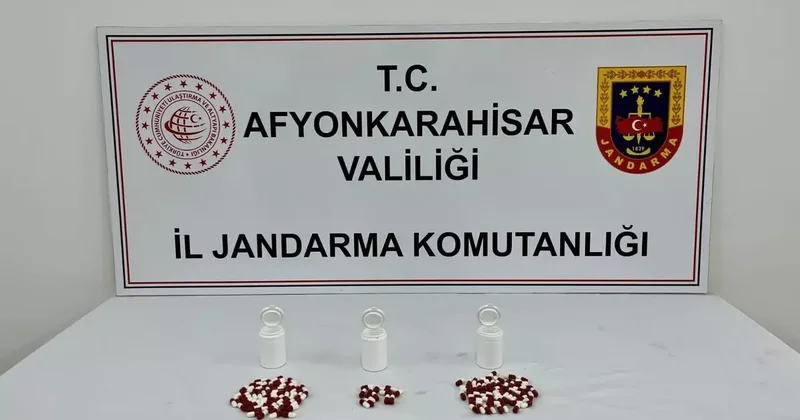 Afyonkarahisar da uyuşturucu operasyonu! 4 zanlı tutuklandı