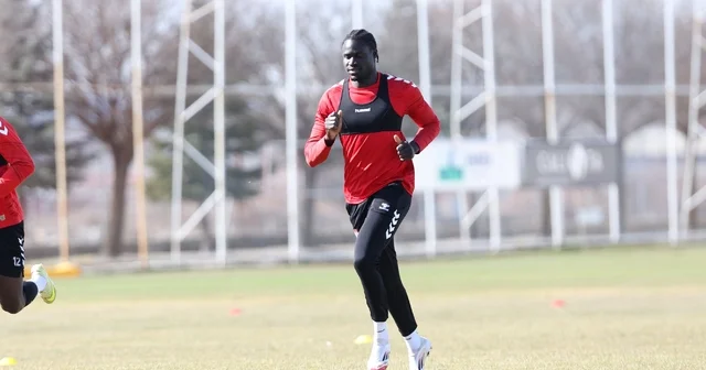 Sivasspor da Adana Demirspor maçı hazırlıkları başladı Sivas Haberleri