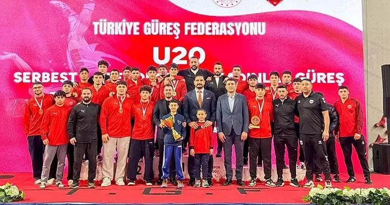 U20 Serbest Güreş Türkiye Şampiyonası sona erdi
