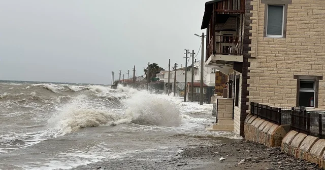Ayvacık ta kara ile deniz birleşti Çanakkale Haberleri