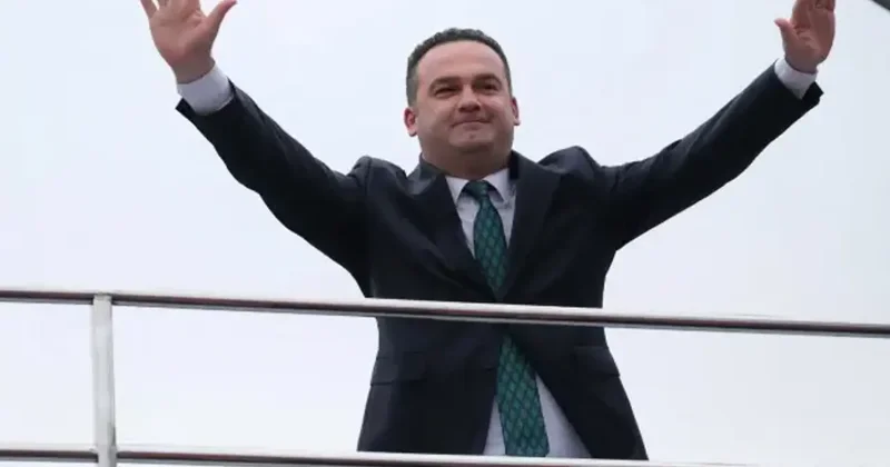 Belediye başkanı tacizden tutuklanmıştı: CHP li meclis üyeleri istifa etti