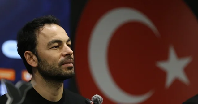 Selçuk İnan: Hak edilmiş galibiyet oldu Kocaelispor Teknik Direktörü Selçuk İnan: Hakem bugün iyi maç yönetti Arkadaşımla hiç rekabet etmedim Herkese şans vermek gerekiyor Kendi işimde çok efendi bir profil çizmedim Kocaeli Haberleri