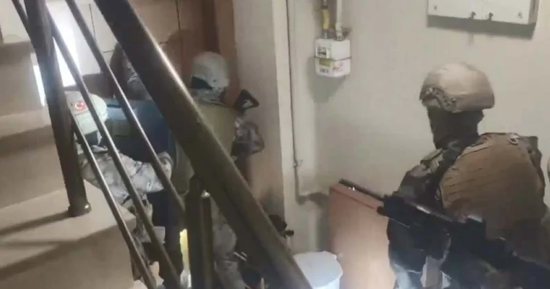 Göçmenler için sahte belgeyle ikamet alanlara operasyon