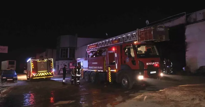 Karaman’da dorse üretim fabrikasında yangın paniği