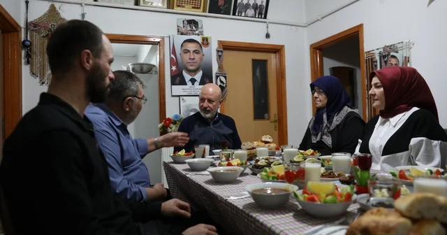 Başkan Çolakbayrakdar: Ramazan ın bereketiyle çalınmadık kapı, girilmedik gönül bırakmadık Kayseri Haberleri