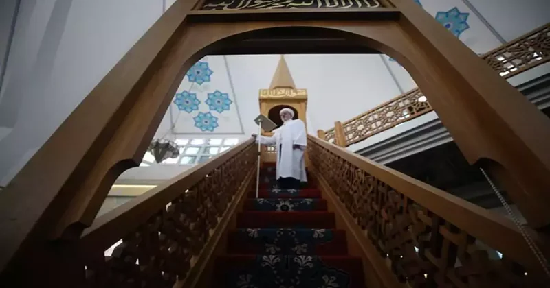 Bin aydan daha hayırlı Kadir Gecesi namazı! Nasıl kılınır, kaç rekat...