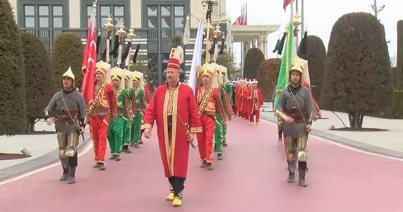 Cumhurbaşkanlığı Külliyesi nde ramazan korteji