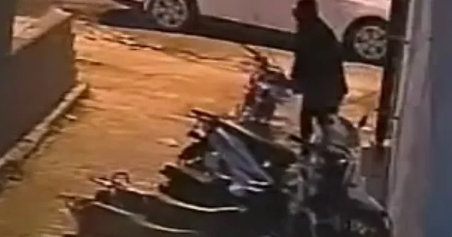 Son taksitini ödediği motosikleti çalındı, hırsızlık kamerada Hatay Haberleri