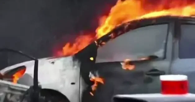 İran füzeleri Tel Aviv e peş peşe düştü!