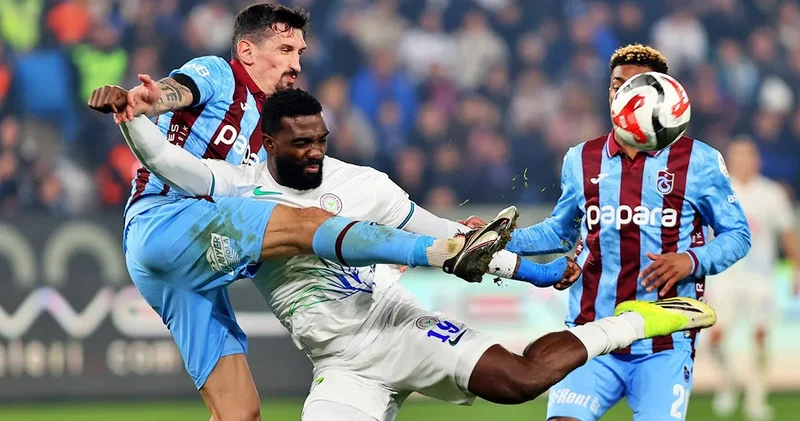 Trabzonspor Karadeniz derbisini kazanıp Fenerbahçe yle puanları eşitledi