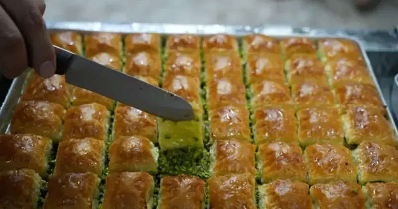 Bayram öncesi baklava mesaisi!