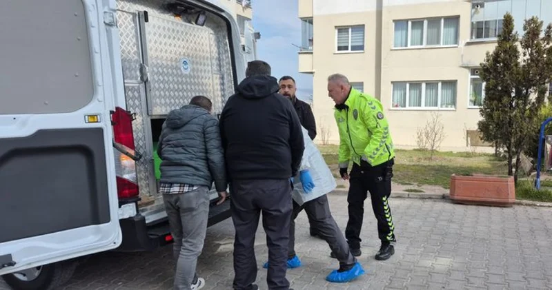 Son dakika: Eskişehir’de yakınlarının haber alamadığı kadın yalnız yaşadığı evinde ölü bulundu Son dakika haberleri