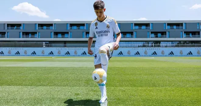 Arda Güler yaklaşık 70 metreden attığı golle gecenin yıldızı oldu