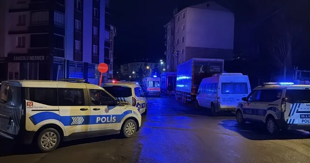 Aile içindeki kavgada baba ve oğlu öldü, babaanne yaralandı Olayın ardından 15 yaşındaki çocuk cinayet şüphelisi olarak gözaltına alındı Sivas Haberleri