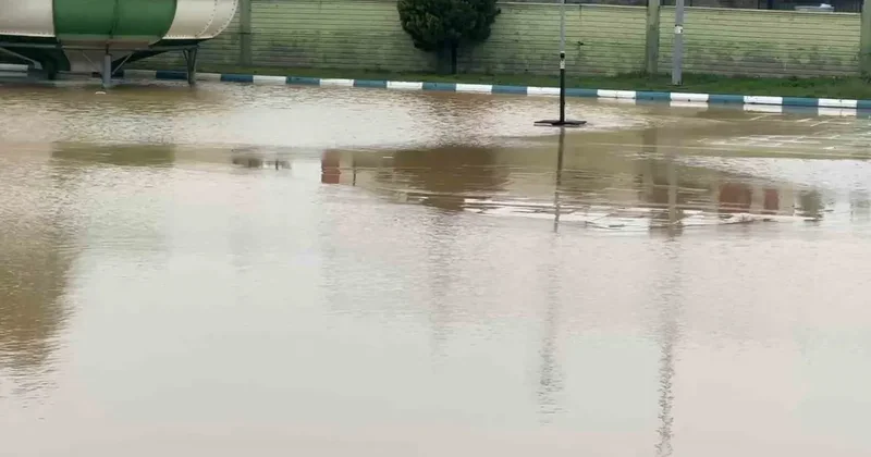 Şanlıurfa kırsalında sel hayatı felç etti