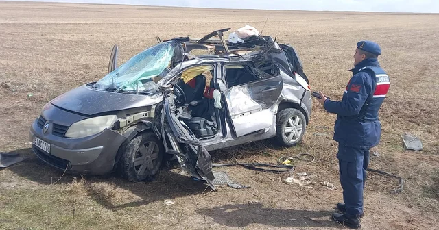 Babasından izinsiz alıp, kuzenleriyle gezintiye çıktığı otomobil TIR a çarptı: 1 ölü, 3 yaralı Aksaray Haberleri