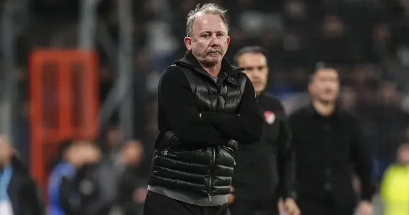 Sergen Yalçın 8 oyuncunun biletini kesti: Yeni sezonda kesin yoklar Futbol Haberleri