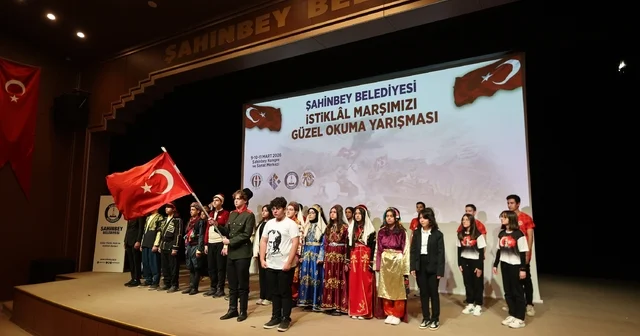 Şahinbeyli öğrenciler İstiklal Marşını en güzel okumak için yarıştı Gaziantep Haberleri