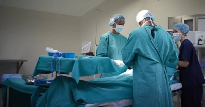 Hastayı ameliyat masasında bırakıp neşterle kavga ettiler Sözcü Gazetesi