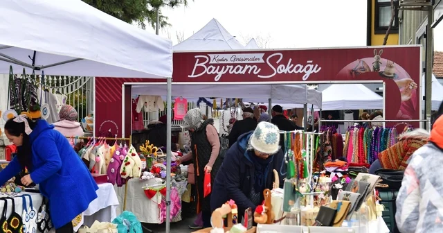 Kadın girişimciler Bayram Sokağı kapılarını açtı Bursa Haberleri